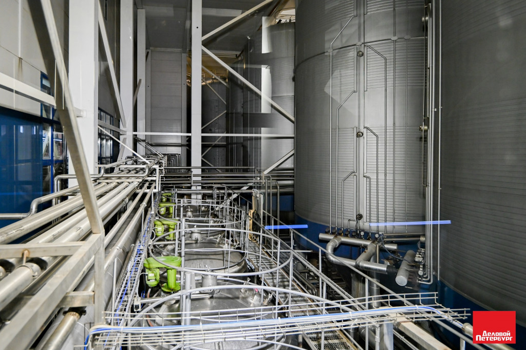 На производстве. "Балтика".