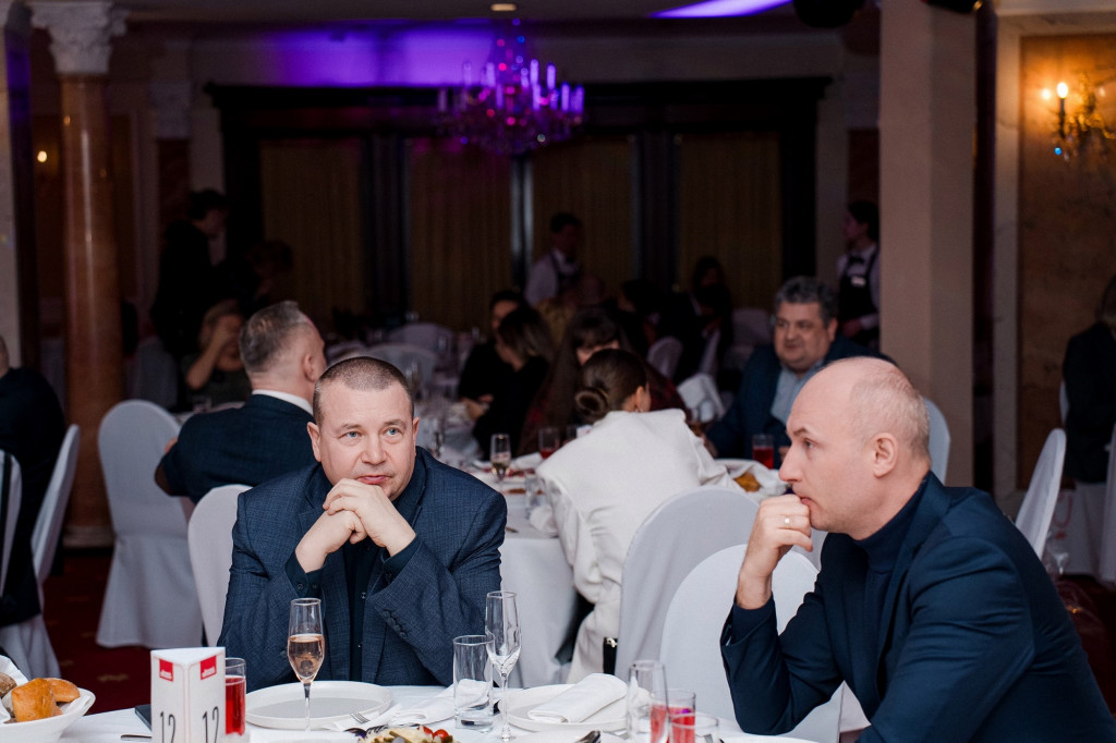 Е.Гуляев, ИПП; Д.Кисличенко, "Комфортел".